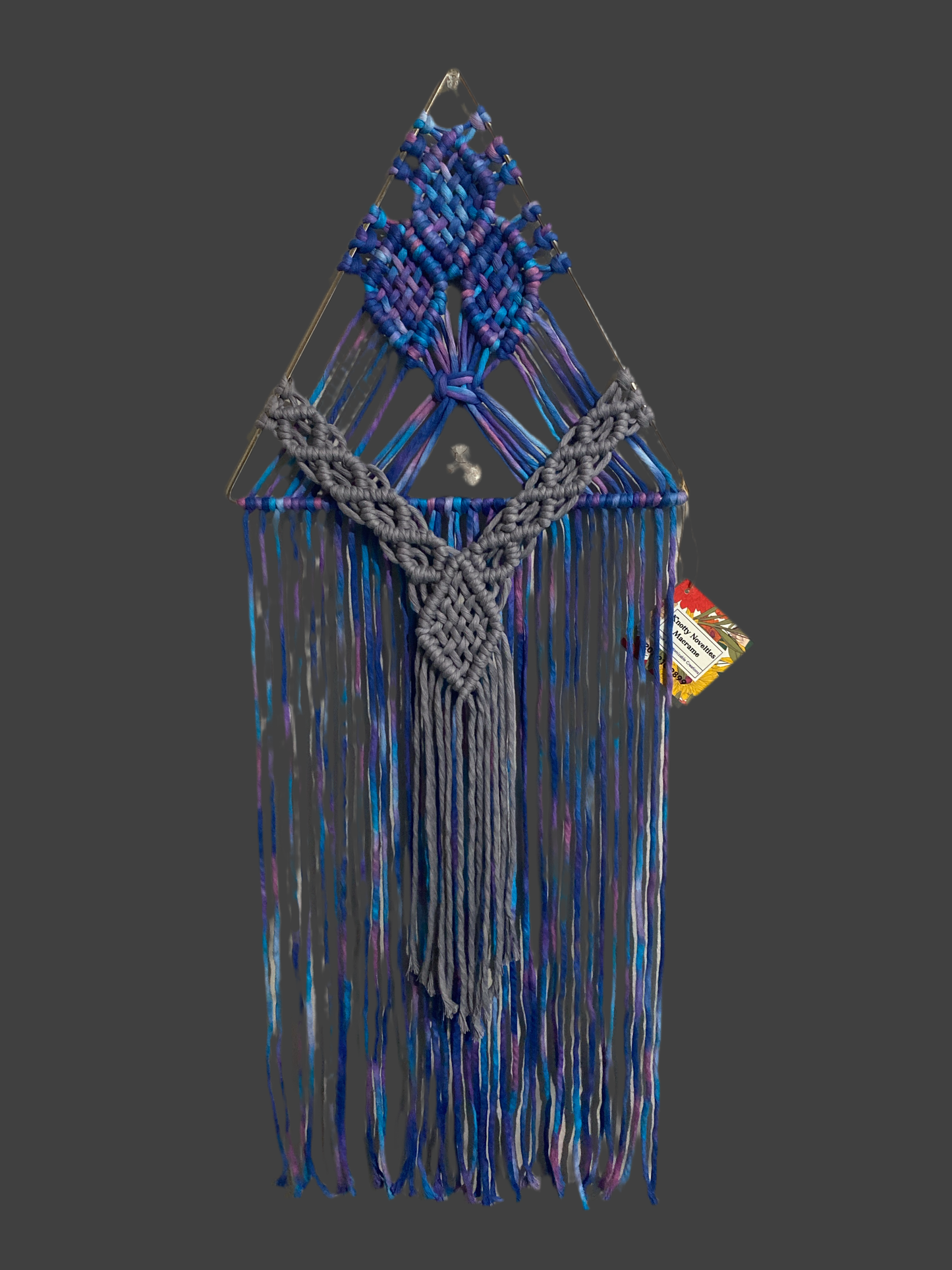 Beautiful 12” x 30 Turkish cotton. Geode. Triangle frame.